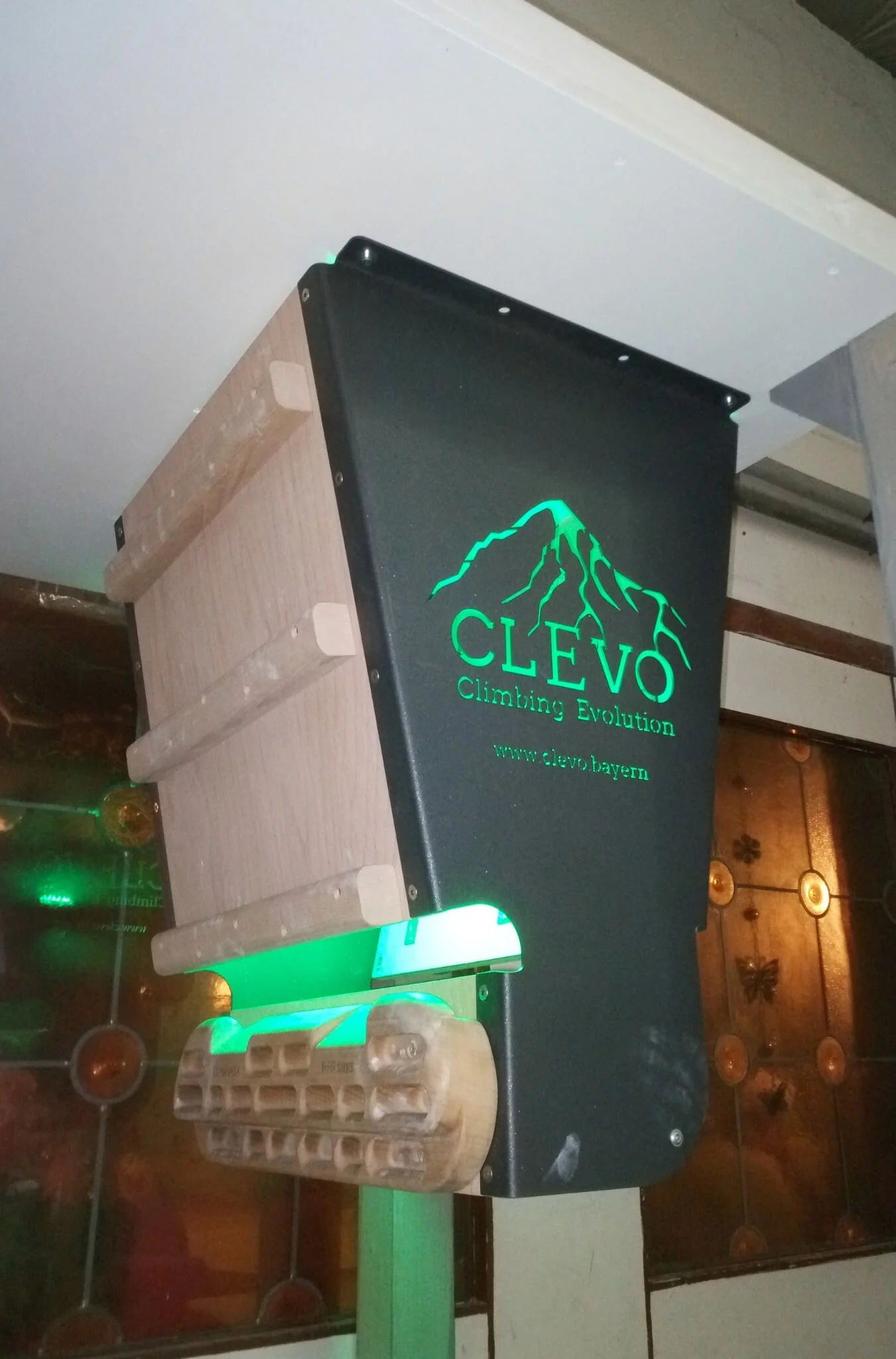 CLEVO XL: Profi Klettermodul für Decke für Campus- und Hangboard, Griffe und Klimmzugstange - Image 9
